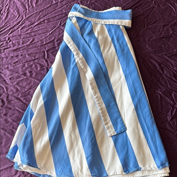 Ann Taylor Striped Tie Waist Skirt – Blue & White, Size 6 | Lined A-Line Skirt - Picture 6 of 9